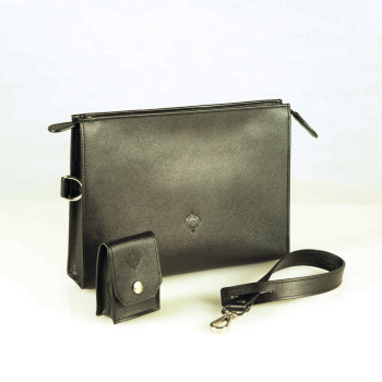 POCHETTE PORTASIGARI CARTUJANO CON PORTA-ACCESSORI ESTRAIBILE NERO SAFFIANO