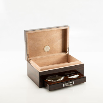 HUMIDOR PER TOSCANO LUBINSKI CON SET CIGAR RADICA NOCE LUCIDO